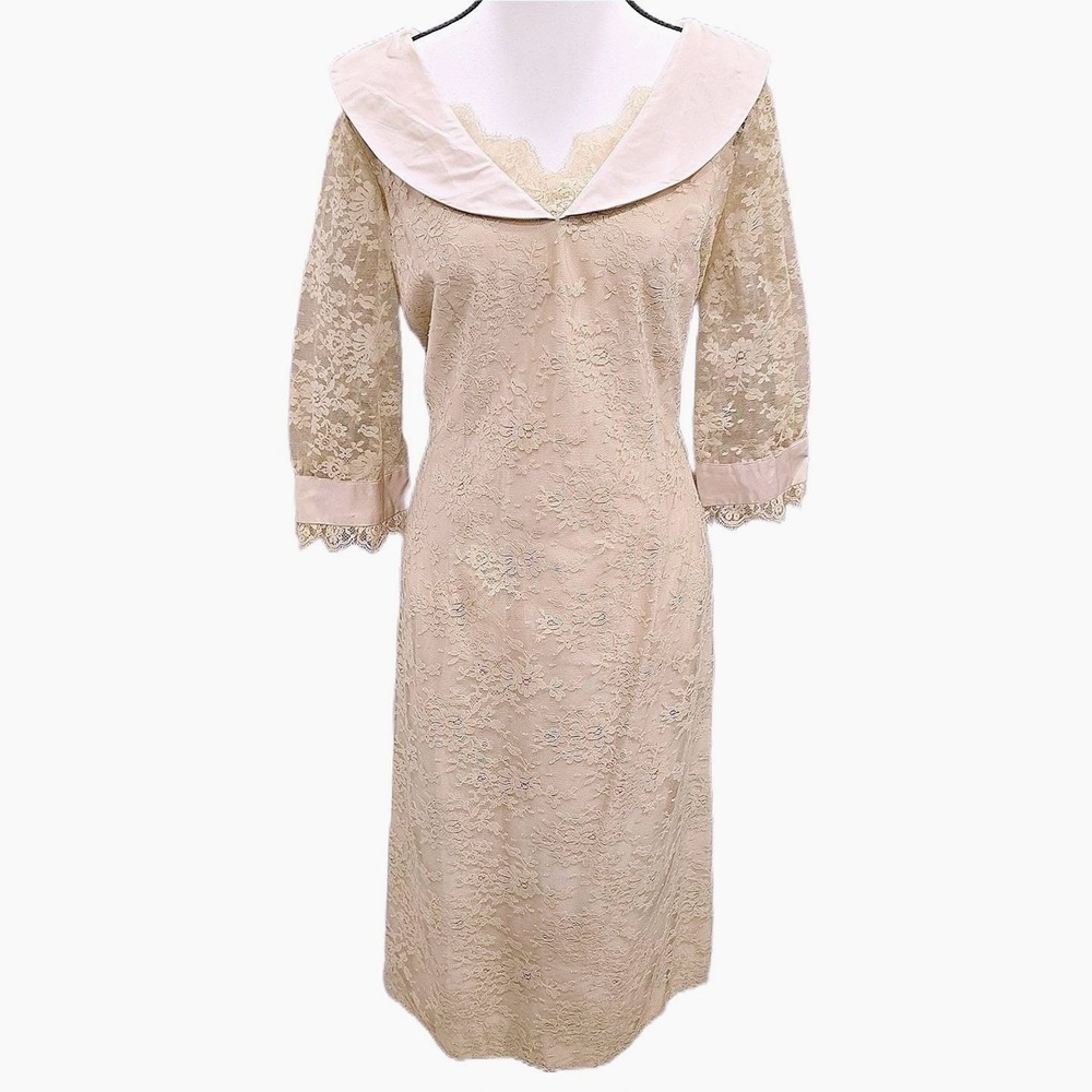 Vintage 1950s Andora Lace Sheath Dress 16 1/2 L‎ Champagne Satin Collar Cocktail